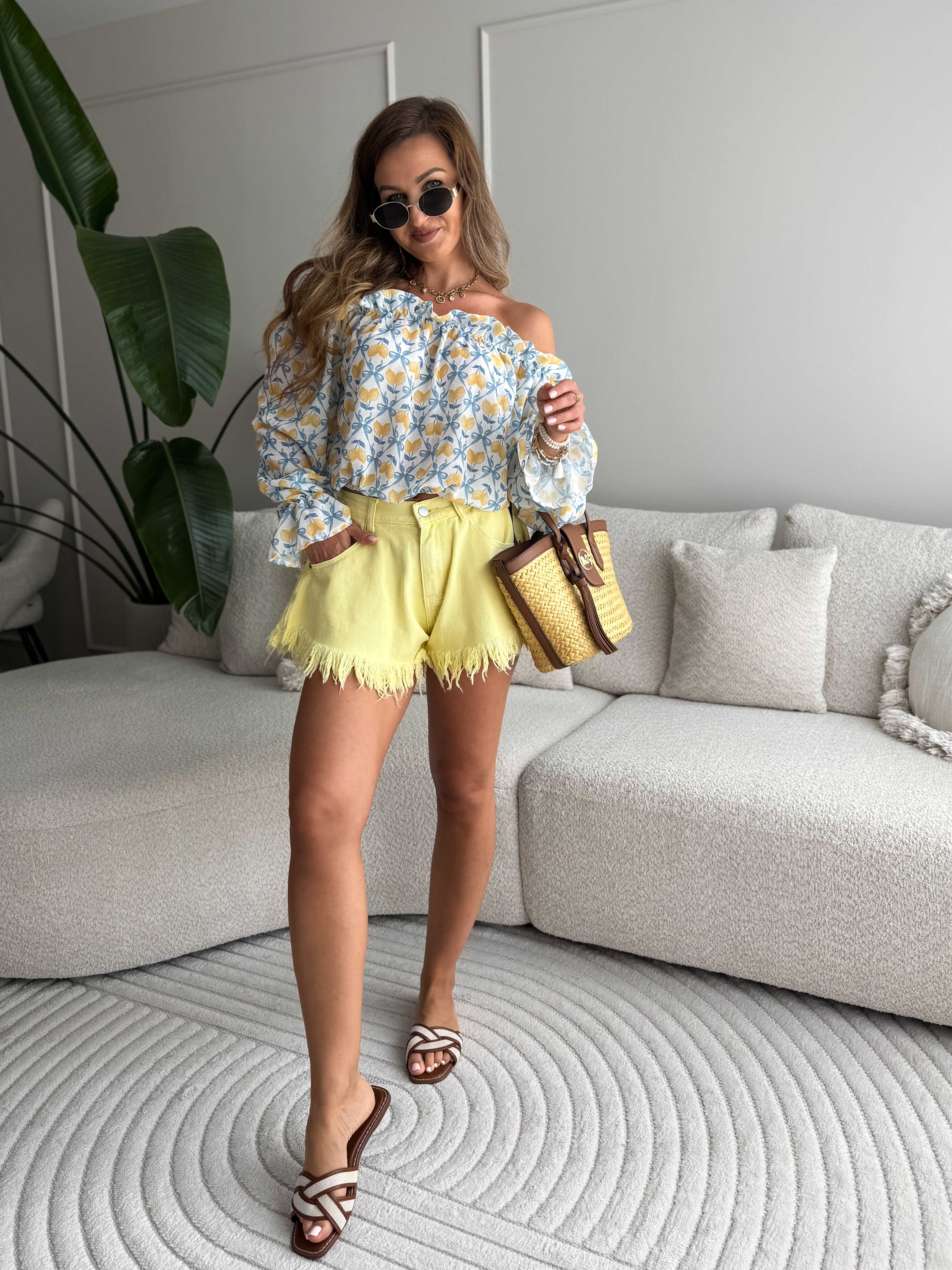 Karla off-shoulder blouse limon