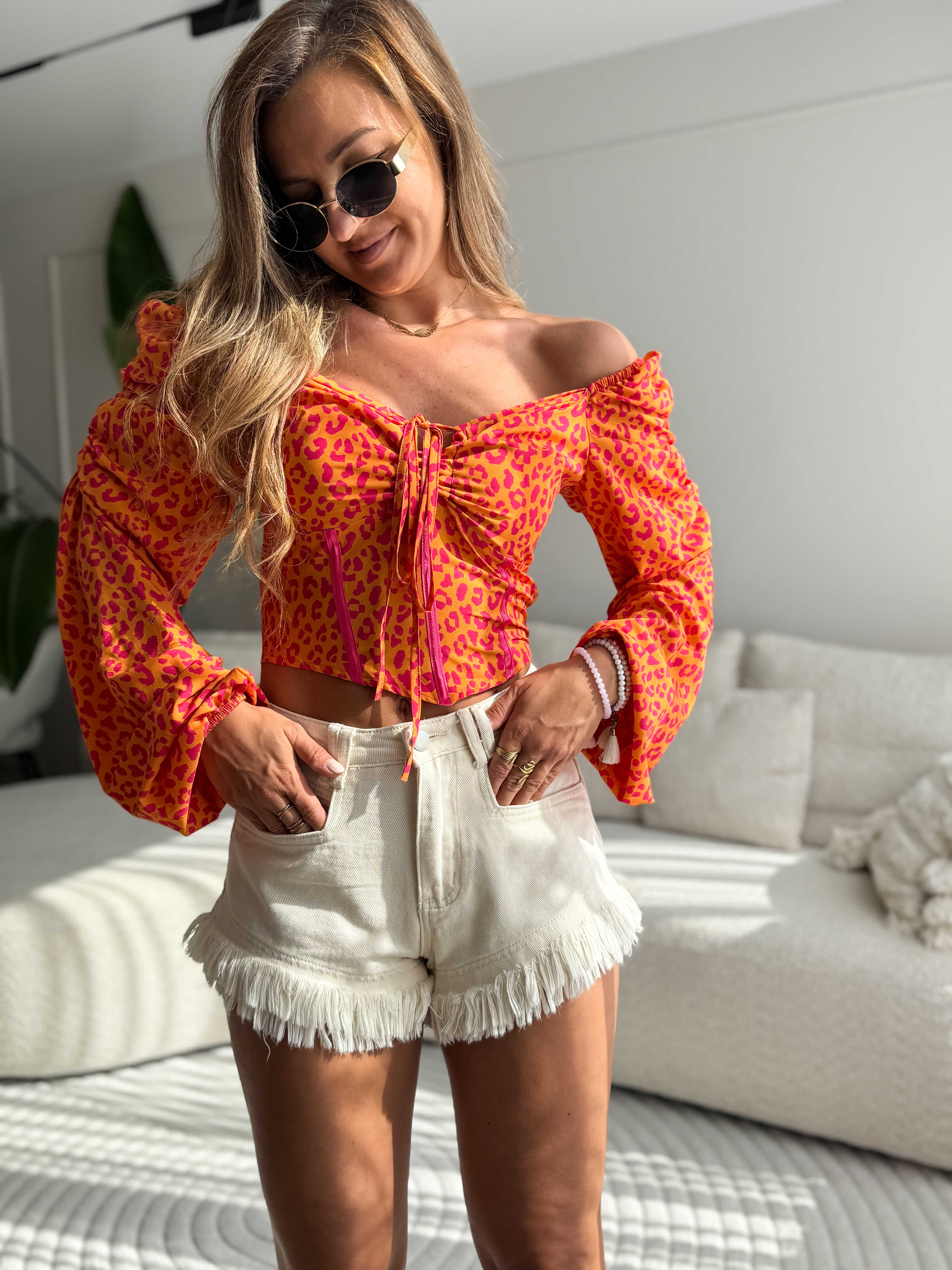 Aleksi Shorts Beige