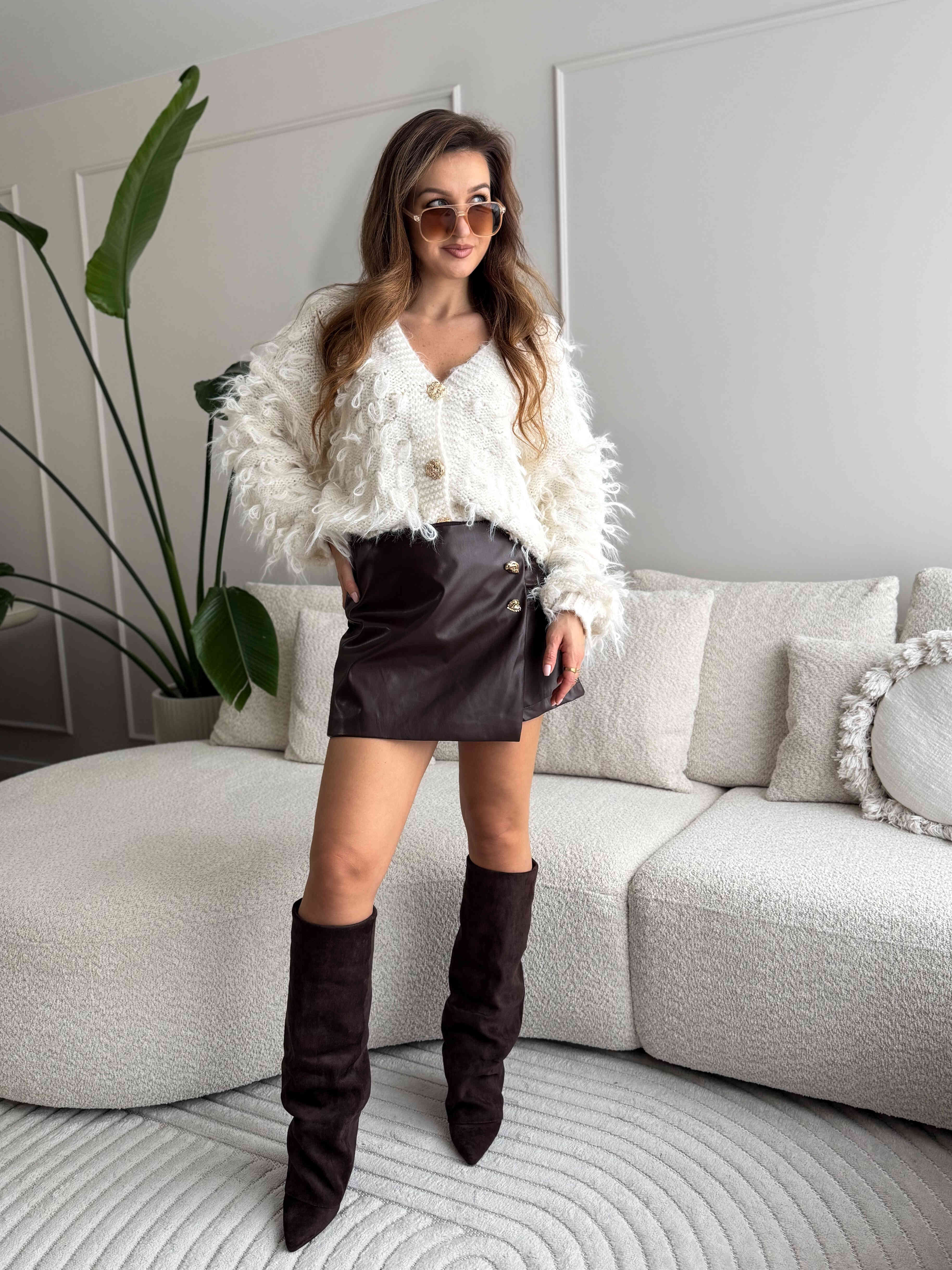 Dina Skort leather look