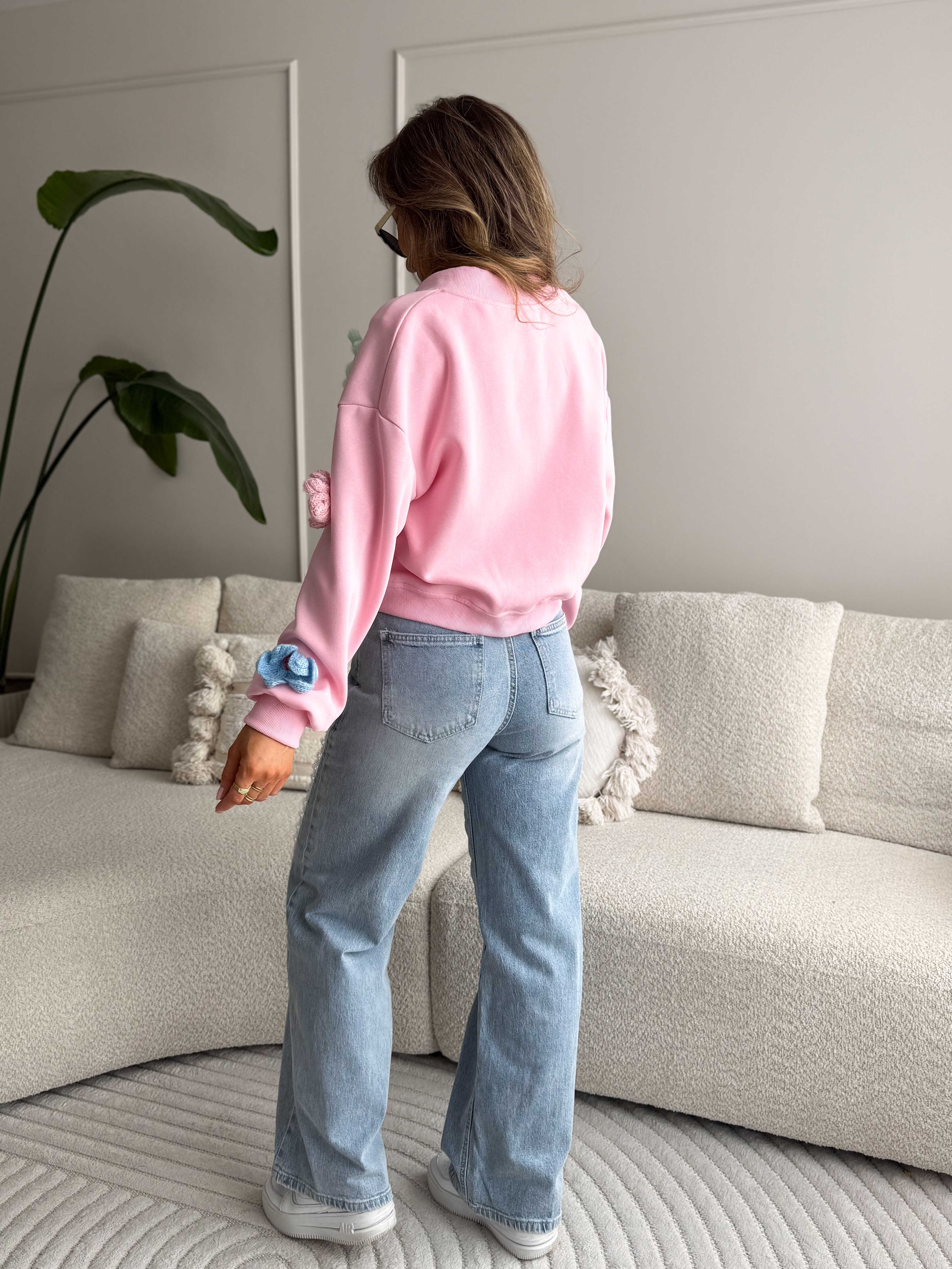 Cornelia sweater with flowers pink