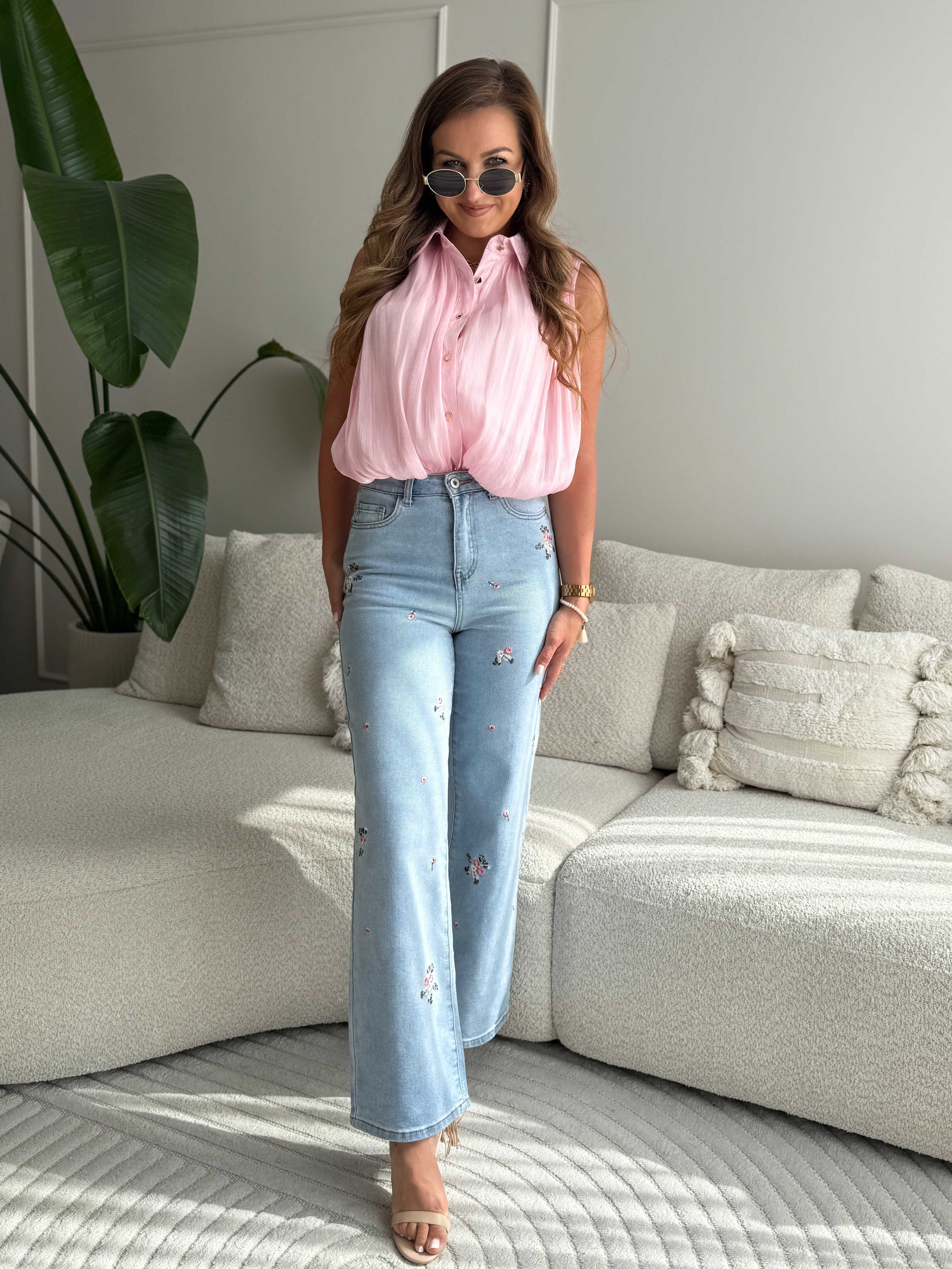 Lilly Jeans with flowers