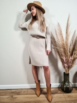 Nicole Sweater dress Beige