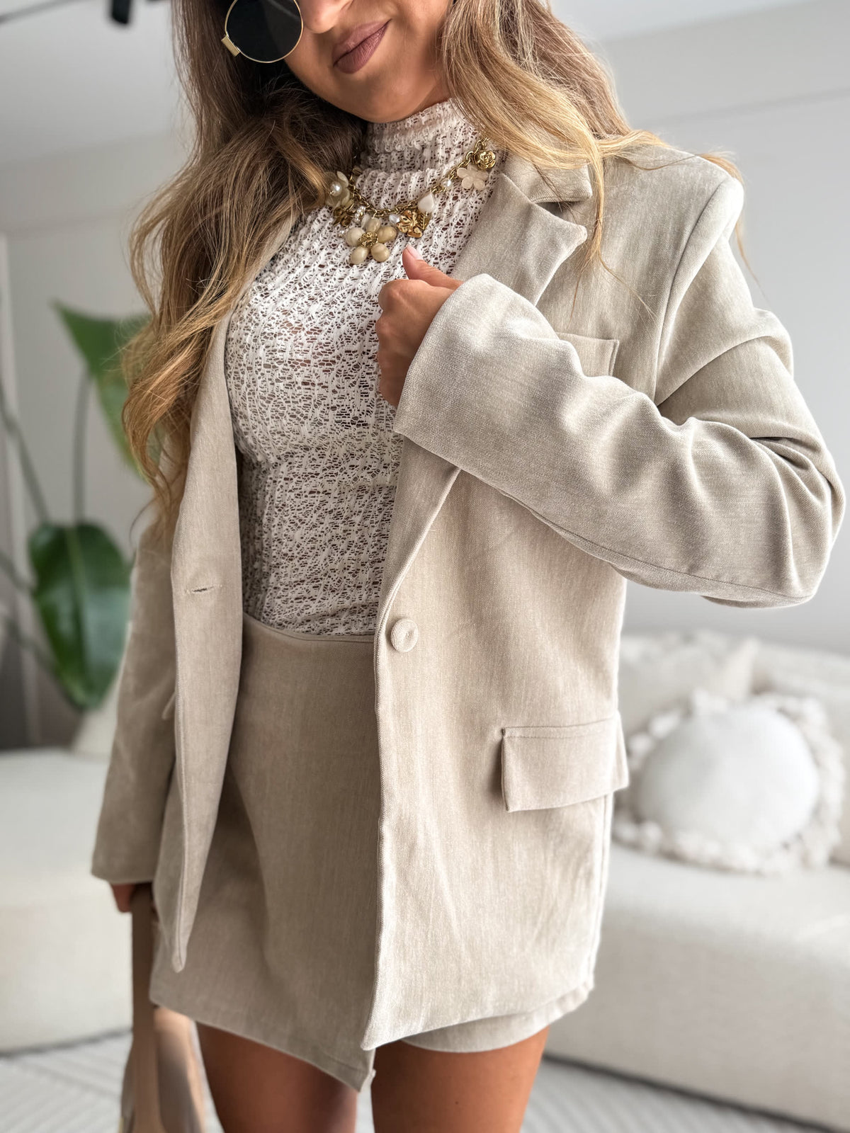 Megi Set Blazer + Skort Beige