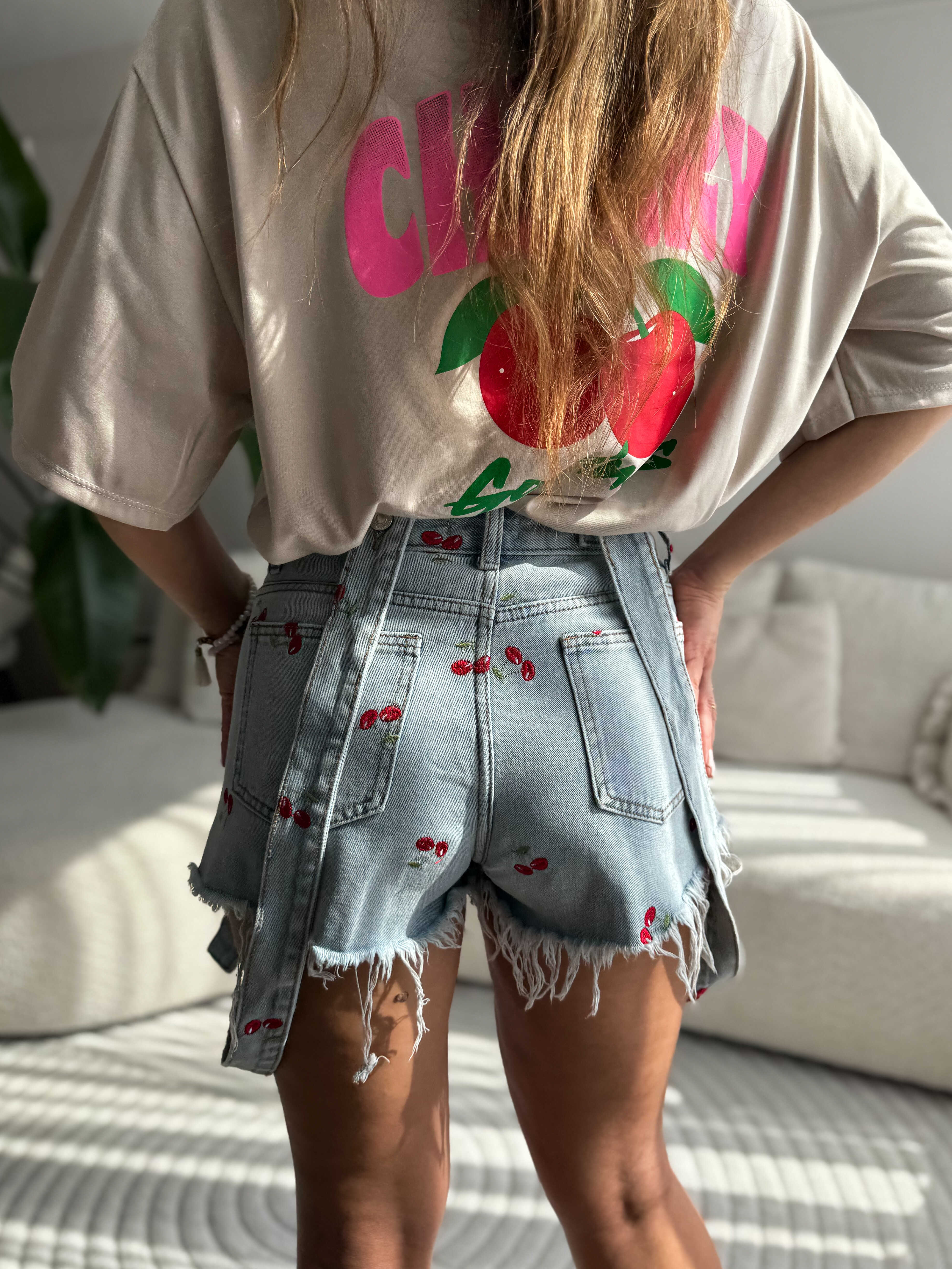 Caroline Short Cherry