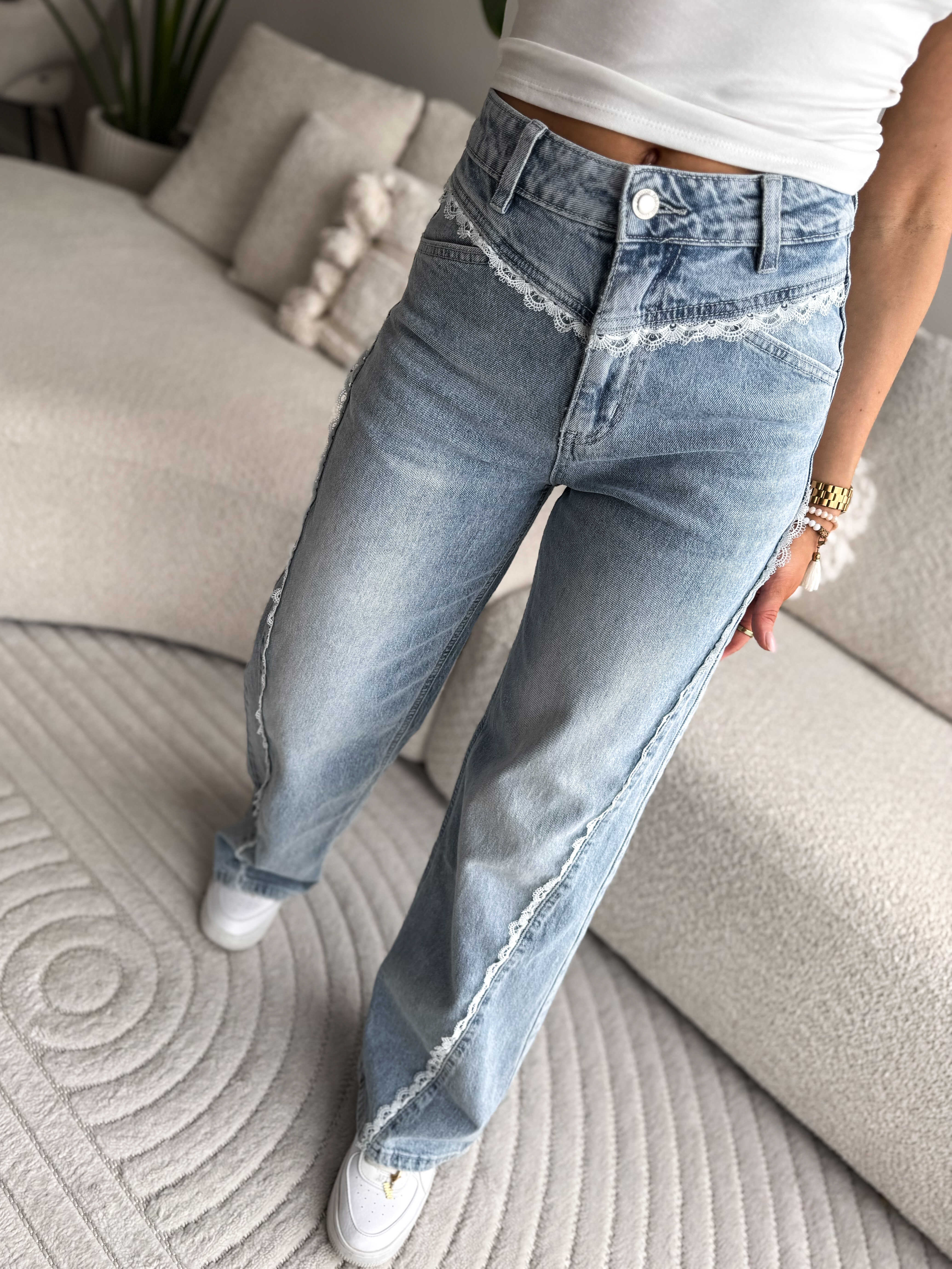 Viktoria Wide Leg Jeans