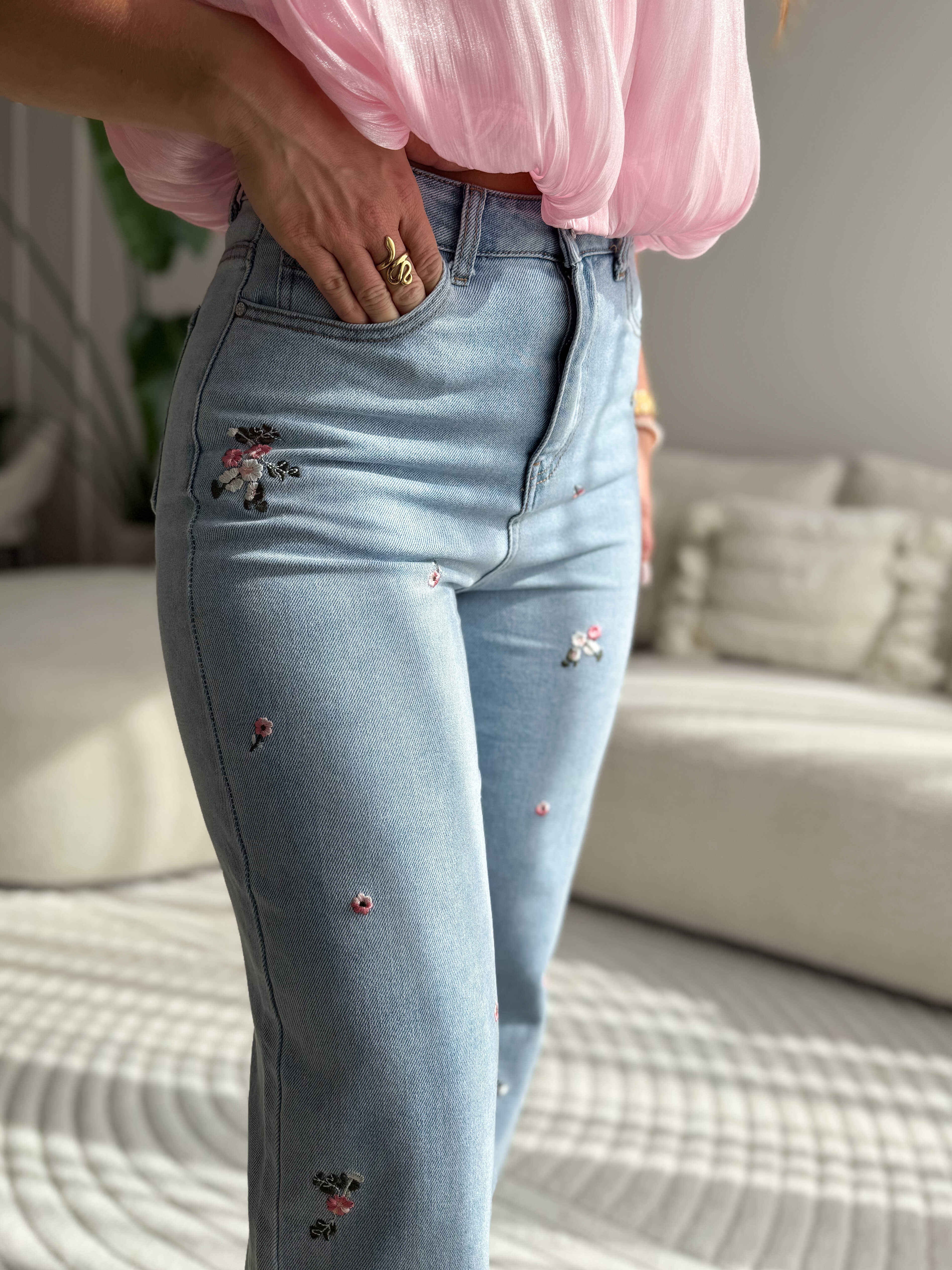 Lilly Jeans with flowers