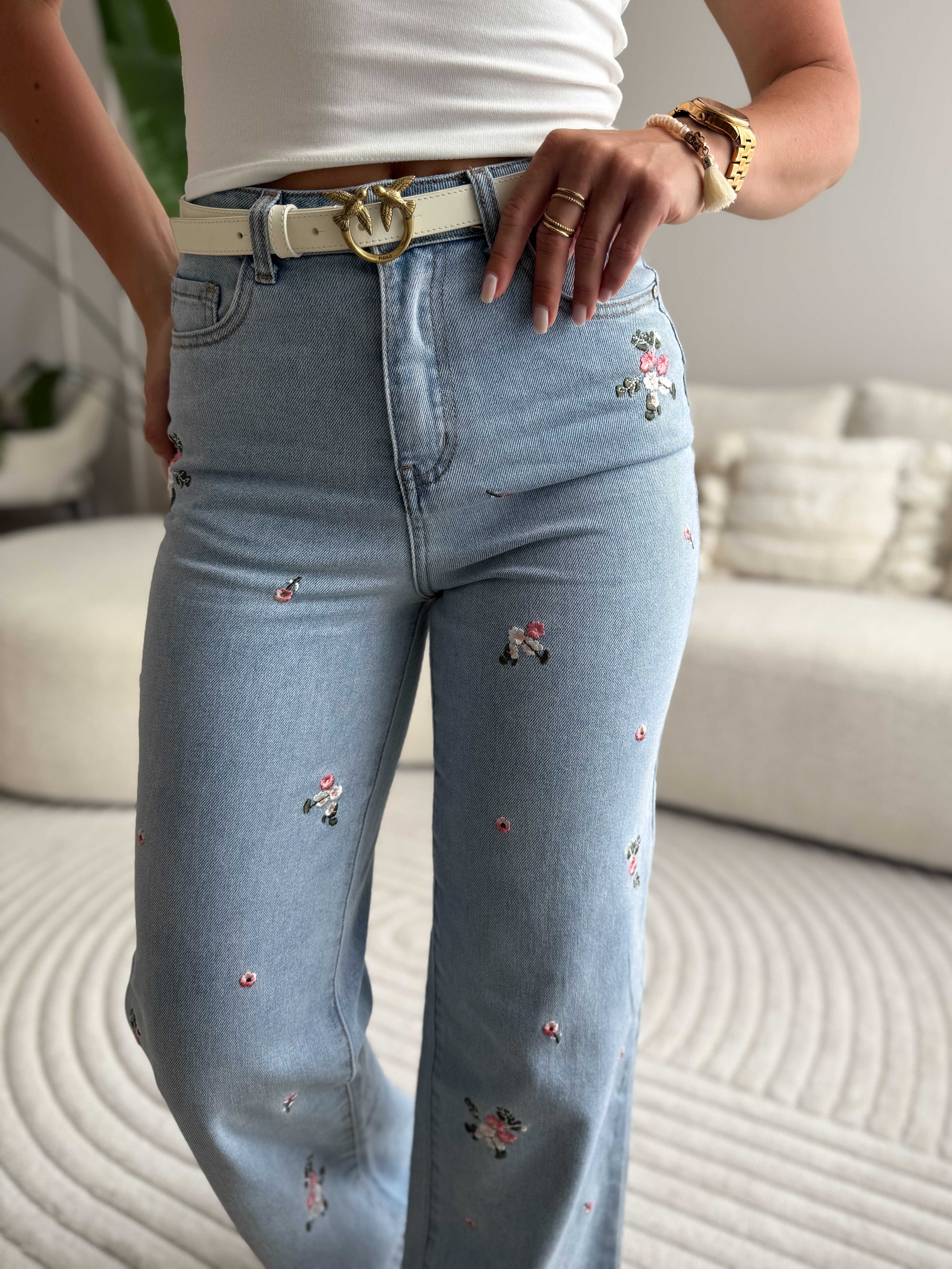 Lilly Jeans with flowers